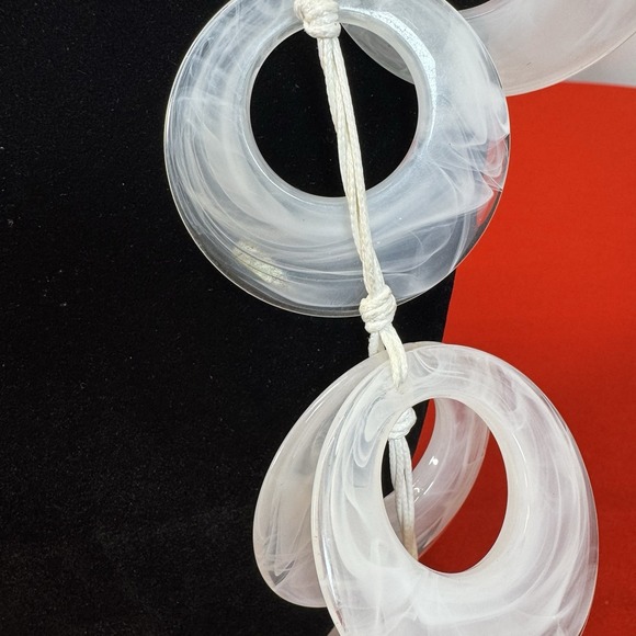 Natasha White/Clear Round Adjustable Statement Necklace - Picture 2 of 4